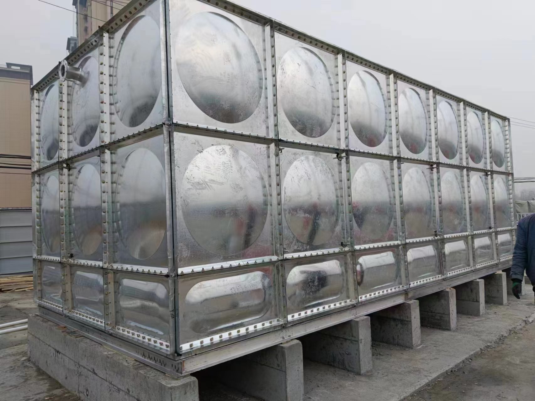 鍍鋅鋼闆水箱安裝步驟（簡單）