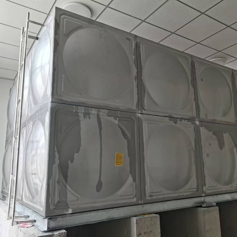 濟南不鏽鋼水箱安裝完成
