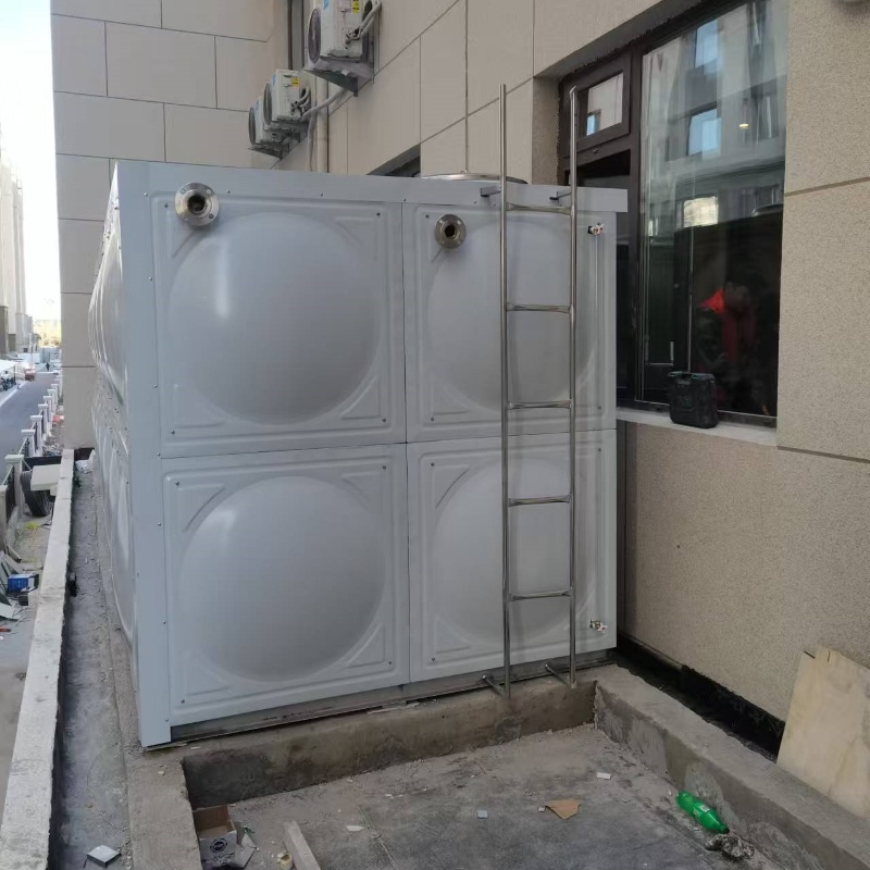 無棣縣不鏽鋼保溫水箱項目安裝完成